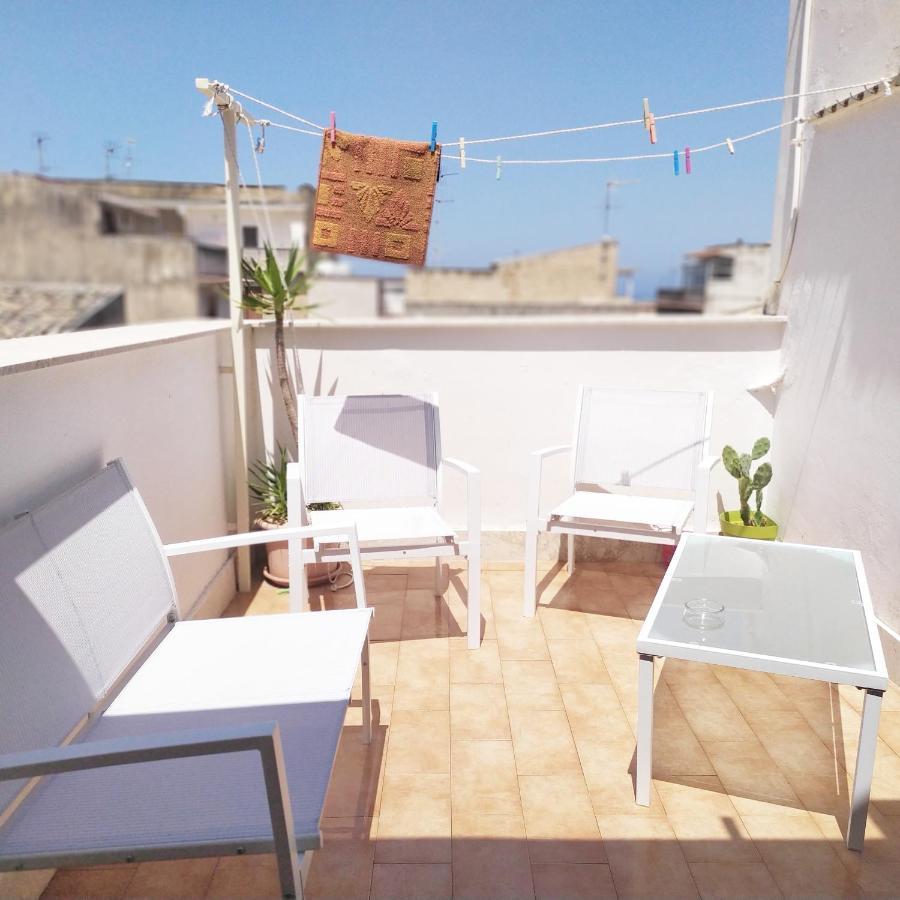 Casa Vacanza Isola Sul Mare Castellammare del Golfo Kültér fotó